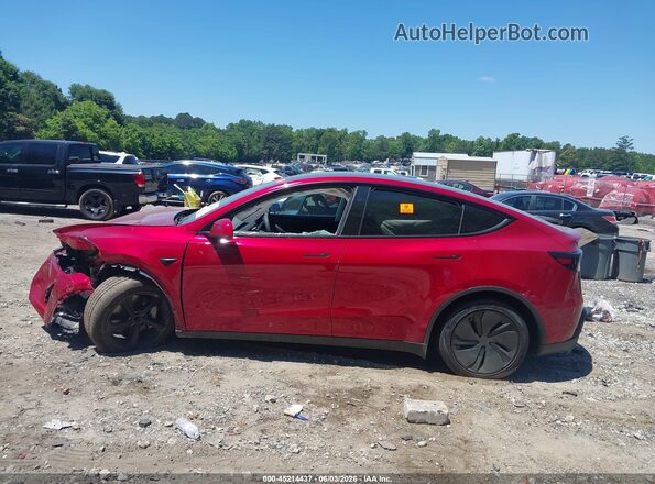 7SAYGDED3TA498718 2026 TESLA MODEL Y Красный Вид задней части салона