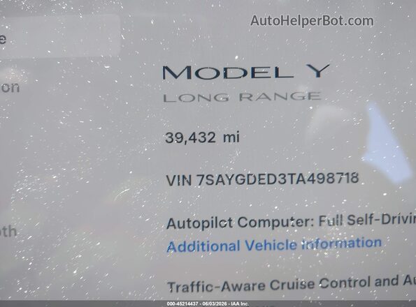 7SAYGDED3TA498718 2026 TESLA MODEL Y Красный Панорамный вид салона 360°