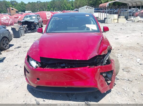 7SAYGDED3TA498718 2026 TESLA MODEL Y Красный Вид панели приборов