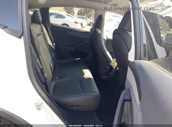7SAYGDED3TF408356 2026 TESLA MODEL Y Белый Вид наклейки с VIN-кодом