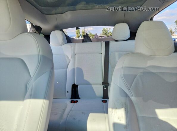 7SAYGDED3TF539321 2026 TESLA MODEL Black Widok tylnych siedzeń