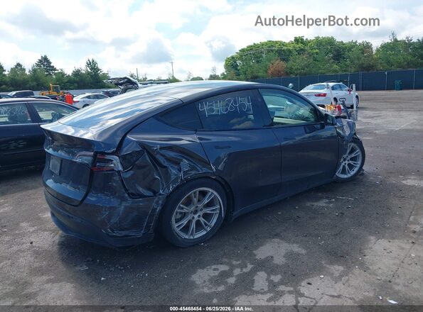 7SAYGDED4RF055747 2024 TESLA MODEL Y Gray Հետևի աջ