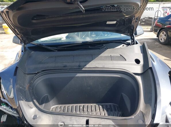 7SAYGDED4RF055747 2024 TESLA MODEL Y Gray Հետևի տեսք