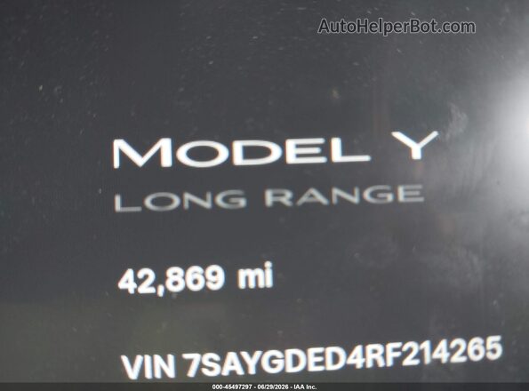7SAYGDED4RF214265 2024 TESLA MODEL Y White 