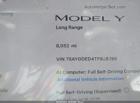 7SAYGDED4TF625785 2026 TESLA MODEL Y Gray 