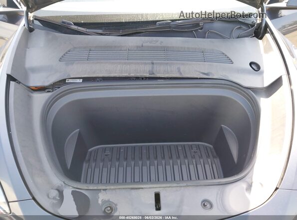 7SAYGDED5RF083878 2024 TESLA MODEL Y Black Հետևի տեսք