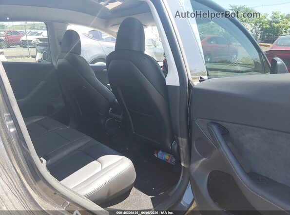 7SAYGDED5RF186542 2024 TESLA MODEL Y Black VIN կոդի պիտակի տեսք