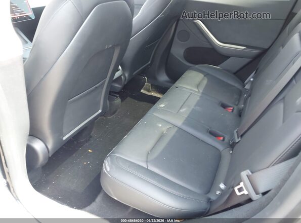 7SAYGDED5SA369393 2025 TESLA MODEL Y Gray VIN sticker view