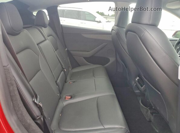 7SAYGDED5TA451660 2026 TESLA MODEL Red Vista de los asientos traseros