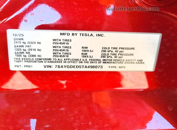 7SAYGDED5TA498073 2026 TESLA MODEL Red Widok wnętrza 360 stopni