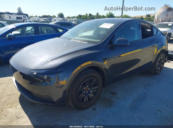 7SAYGDED5TA607440 2026 TESLA MODEL Y Серый Передняя левая четверть