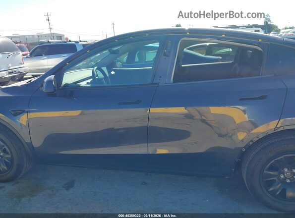 7SAYGDED5TA607440 2026 TESLA MODEL Y Серый 