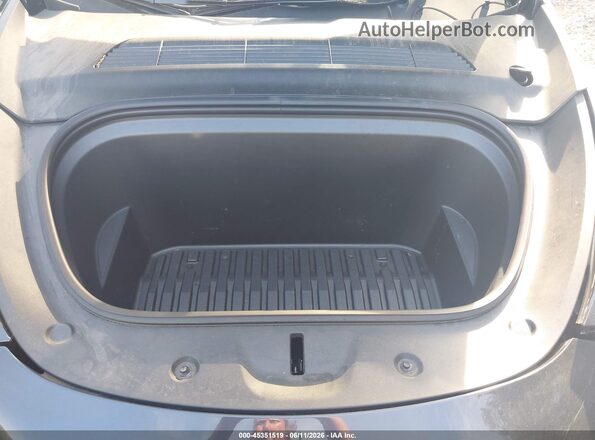 7SAYGDED6SF269807 2025 TESLA MODEL Y Серый Вид сзади