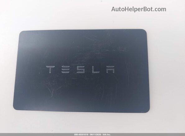 7SAYGDED6SF269807 2025 TESLA MODEL Y Серый Вид панели приборов