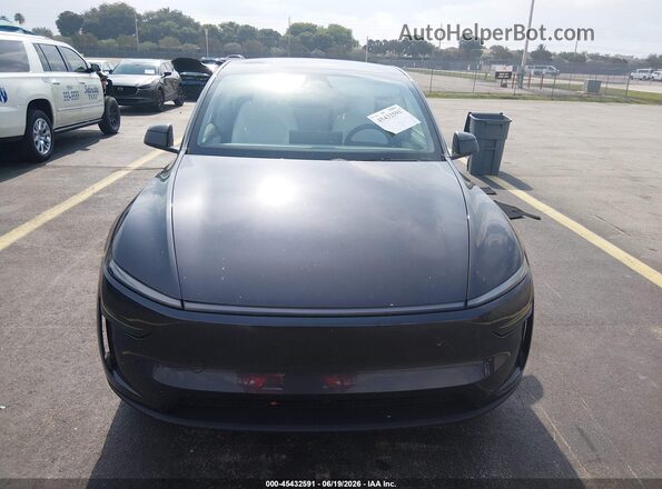 7SAYGDED6TA427948 2026 TESLA MODEL Y Серый Вид панели приборов