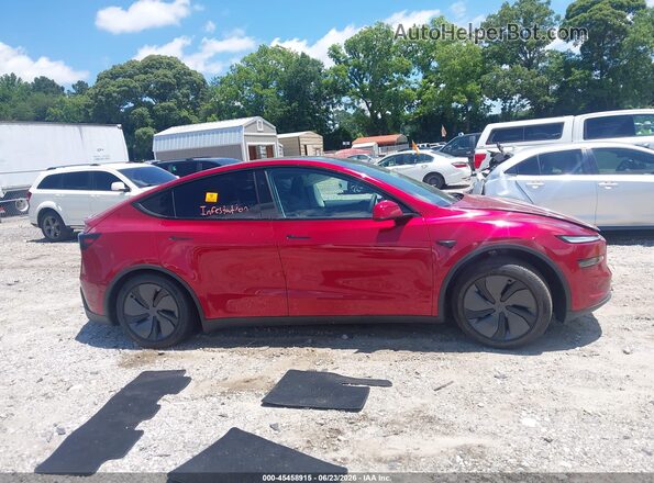 7SAYGDED6TA455541 2026 TESLA MODEL Y Красный Вид панели приборов