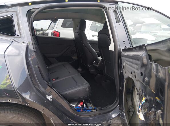 7SAYGDED7RA296540 2024 TESLA MODEL Y Gray Vista de la etiqueta del VIN