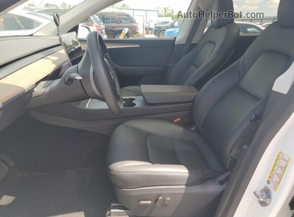 7SAYGDED7RA329326 2024 TESLA MODEL White 
