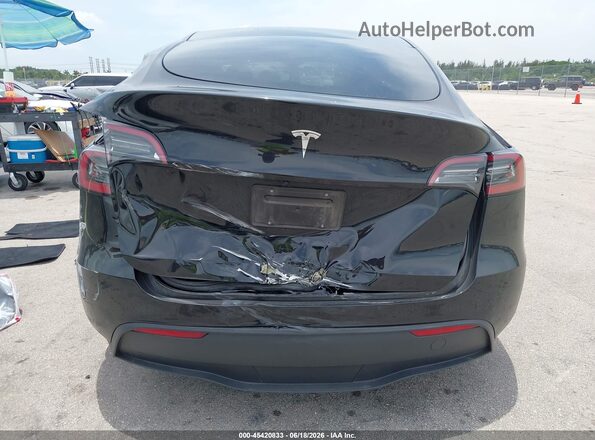 7SAYGDED7RF035203 2024 TESLA MODEL Y Black Vista frontal