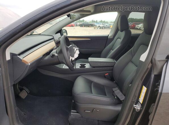 7SAYGDED7SA340056 2025 TESLA OTHER Charcoal Vista interior delantera