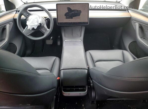 7SAYGDED7SA340056 2025 TESLA OTHER Charcoal Vista del salpicadero