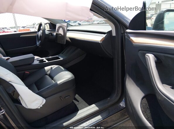 7SAYGDED7SA347251 2025 TESLA MODEL Y Black Vista interior delantera