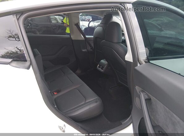 7SAYGDED7SA373669 2025 TESLA MODEL Y Белый Вид наклейки с VIN-кодом