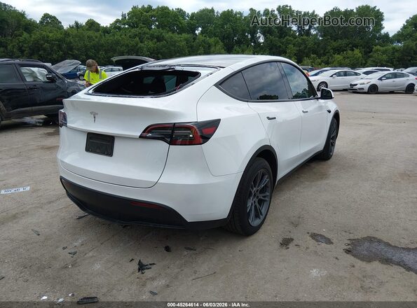 7SAYGDED7SA373669 2025 TESLA MODEL Y Белый Задняя правая четверть