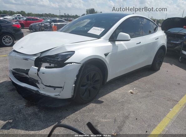 7SAYGDED7SA374238 2025 TESLA MODEL Y Белый Передняя левая четверть