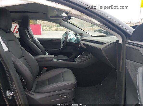 7SAYGDED7TF542867 2026 TESLA MODEL Y Black წინა სალონის ხედი