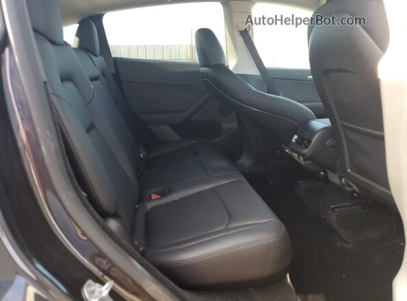 7SAYGDED8RF112774 2024 TESLA MODEL Gray 