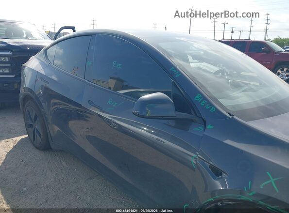 7SAYGDED8TA684660 2026 TESLA MODEL Y Gray Instrument cluster view