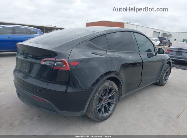 7SAYGDED9RA310874 2024 TESLA MODEL Y Black Задня права чверть