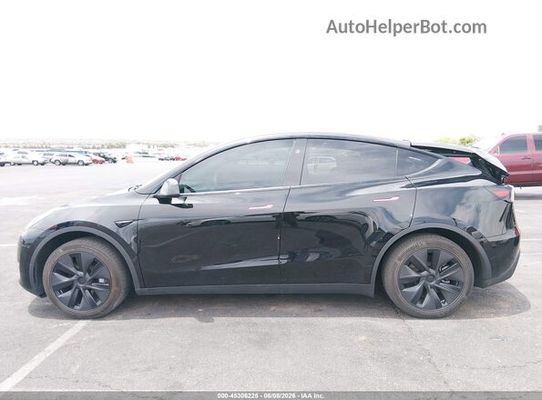 7SAYGDED9SF313878 2025 TESLA MODEL Y Black 360 interior view