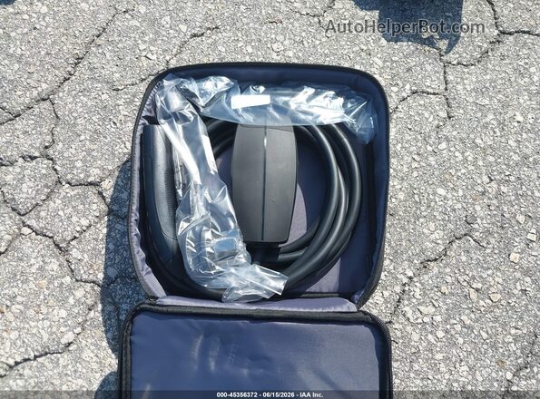 7SAYGDED9TA610082 2026 TESLA MODEL Y Gray 