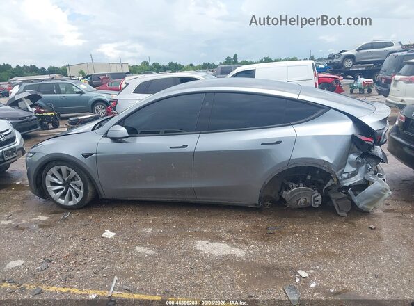 7SAYGDED9TA610843 2026 TESLA MODEL Y Серый Вид задней части салона
