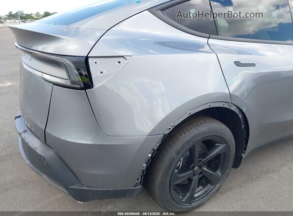 7SAYGDED9TF584280 2026 TESLA MODEL Y Gray 