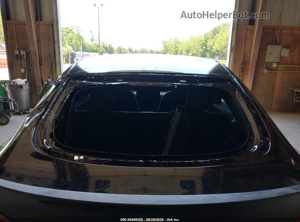 7SAYGDEDXPF940838 2023 TESLA MODEL Y Black Widok z przodu