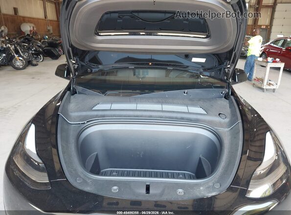 7SAYGDEDXPF940838 2023 TESLA MODEL Y Black Widok z tyłu