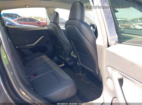 7SAYGDEDXSA377358 2025 TESLA MODEL Y Gray Widok naklejki z numerem VIN