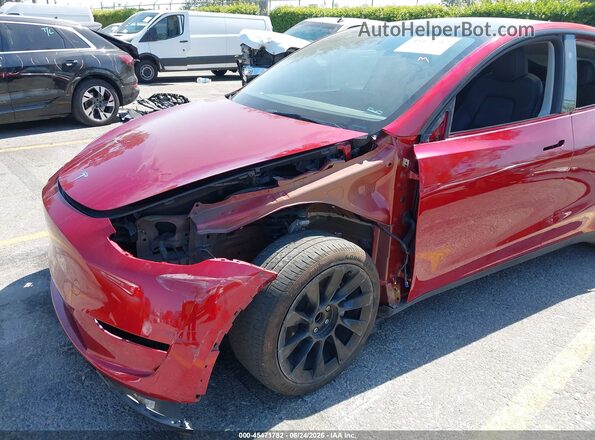 7SAYGDEDXSF319656 2025 TESLA MODEL Y Красный Вид спереди