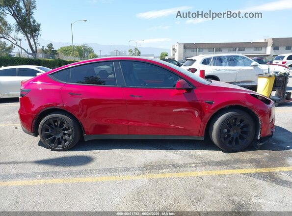 7SAYGDEDXSF319656 2025 TESLA MODEL Y Красный Панорамный вид салона 360°