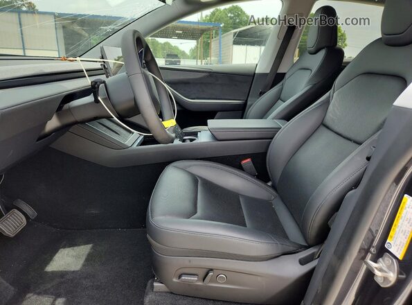 7SAYGDEDXTA447359 2026 TESLA MODEL Gray Սալոնի դիմացի տեսք