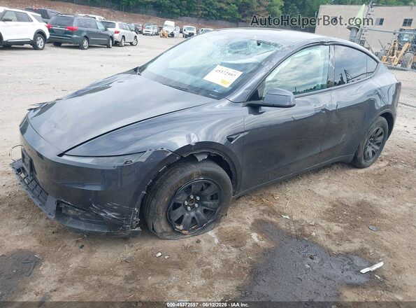 7SAYGDEDXTA590330 2026 TESLA MODEL Y Gray Przód lewy