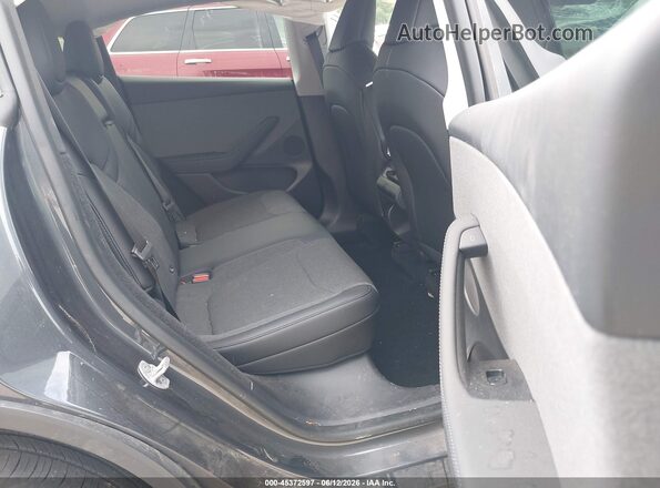 7SAYGDEDXTA590330 2026 TESLA MODEL Y Gray Widok naklejki z numerem VIN