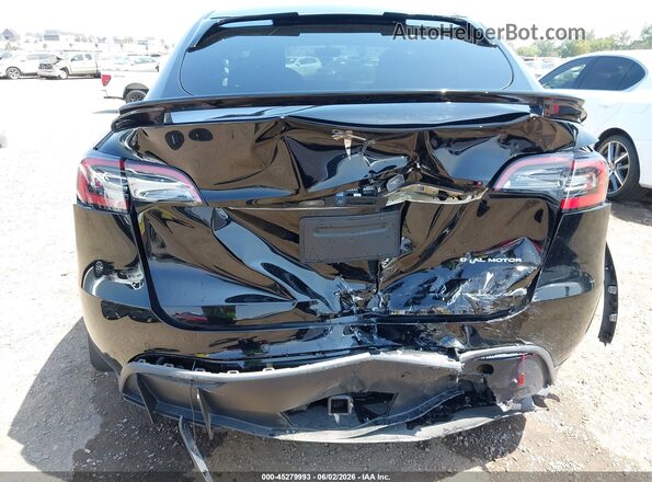 7SAYGDEE0NF411985 2022 TESLA MODEL Y Black Vista frontal