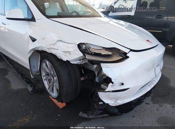 7SAYGDEE0NF438846 2022 TESLA MODEL Y Белый Вид спереди