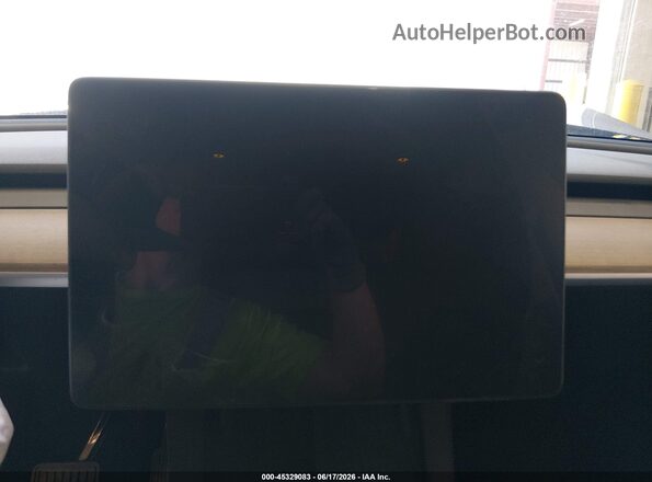 7SAYGDEE0PA045266 2023 TESLA MODEL Y Gray Vista de los asientos traseros