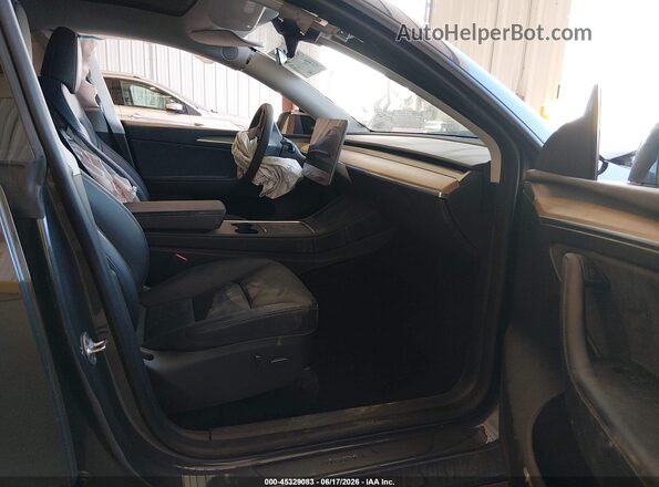 7SAYGDEE0PA045266 2023 TESLA MODEL Y Gray Vista interior delantera