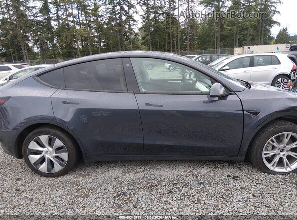 7SAYGDEE0PF604009 2023 TESLA MODEL Y Gray Սալոնի 360 աստիճան տեսք